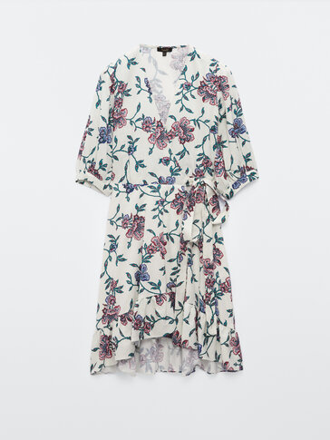 Dress with printed flowers