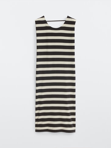 Long dress with a wide stripe