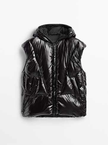 Patent quilted gilet with hood