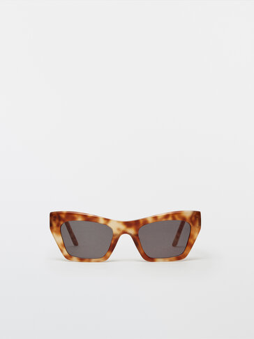 Tortoiseshell resin sunglasses