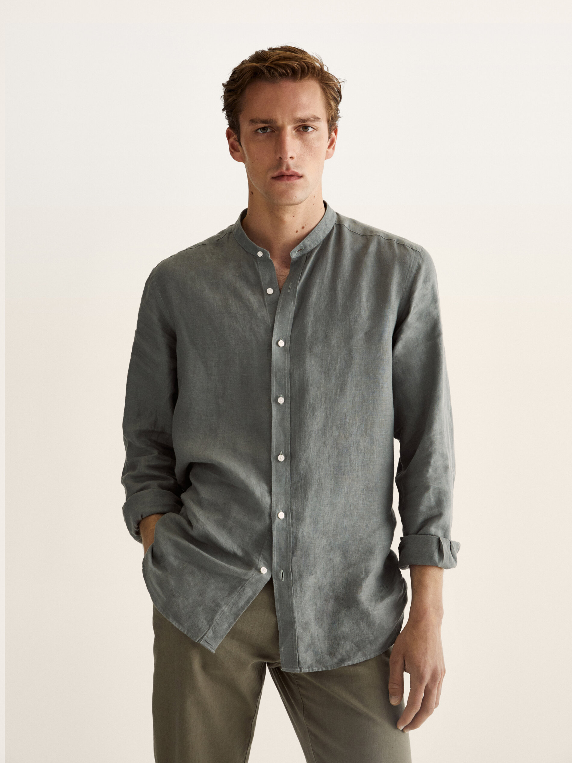 100% linen slim fit shirt with stand-up collar - null - Massimo Dutti