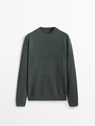 Cashmere wool high-neck sweater