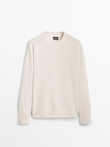 Cashmere wool high-neck sweater