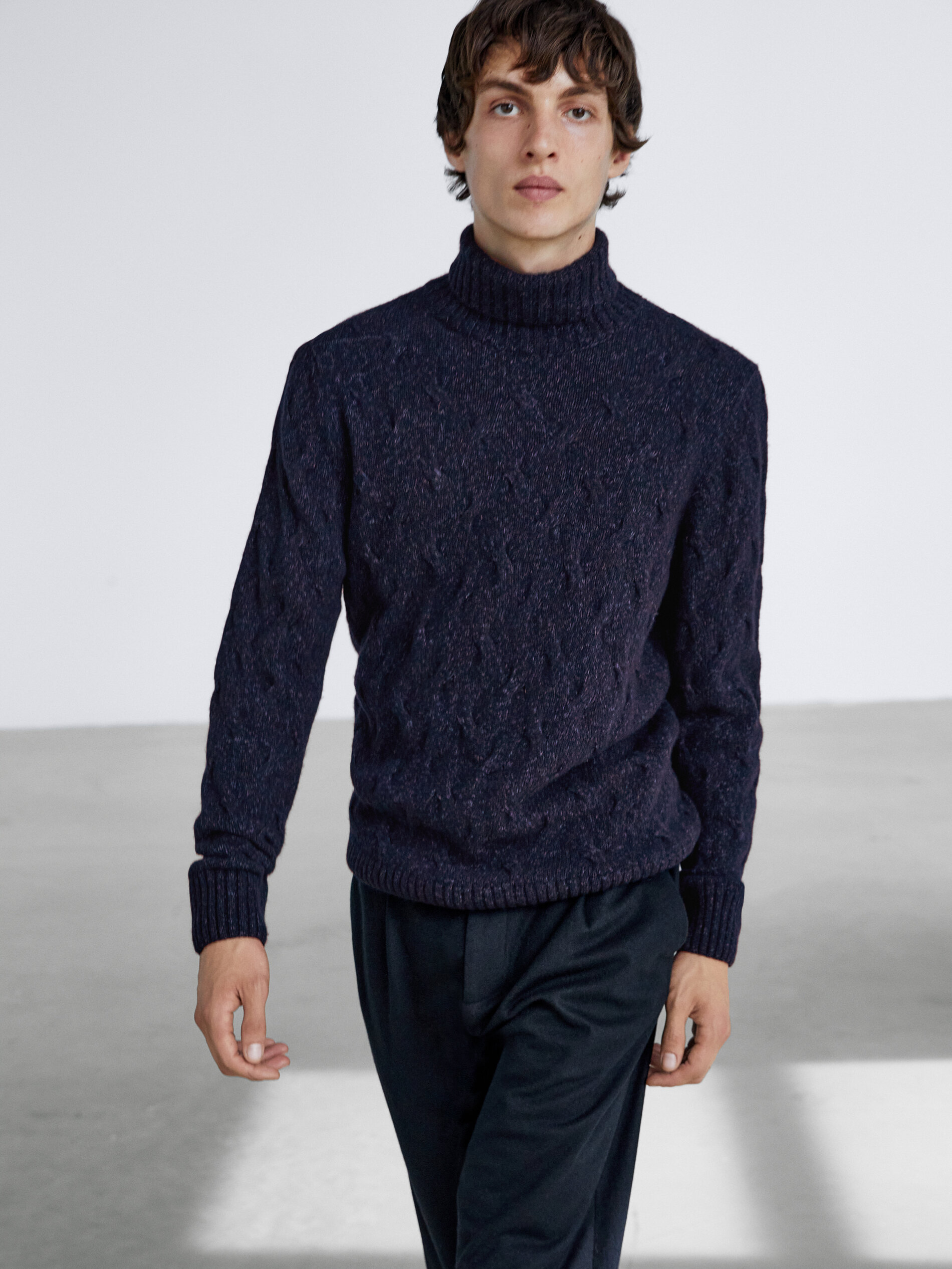 Massimo Dutti Jersey punto cable cuello alto Limited Edition Massimo Dutti Jersey punto cable cuello alto Limited Edition