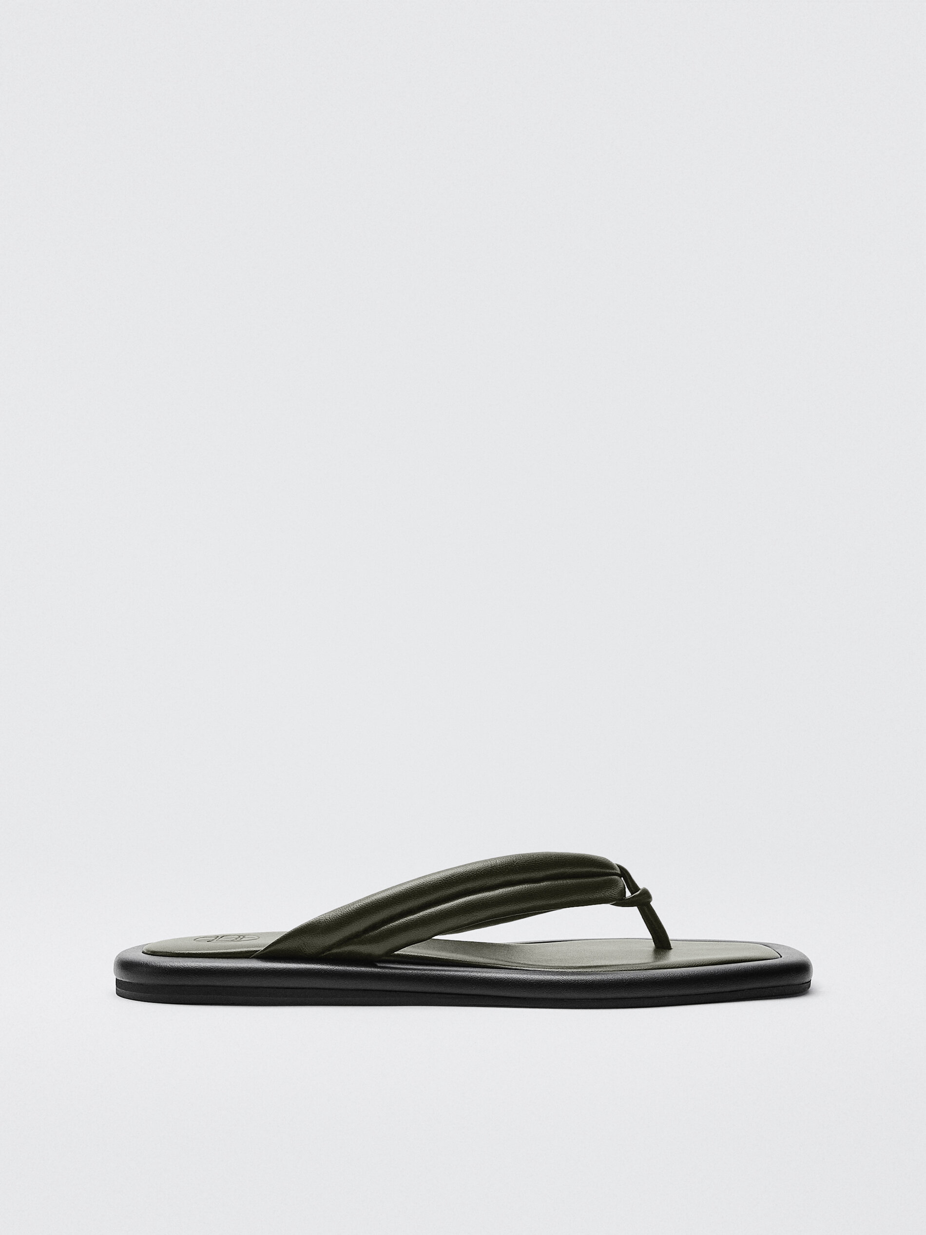 massimo dutti black sandals