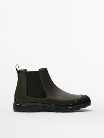 RUBBERISED LEATHER CHELSEA BOOTS WITH VIBRAM SOLES