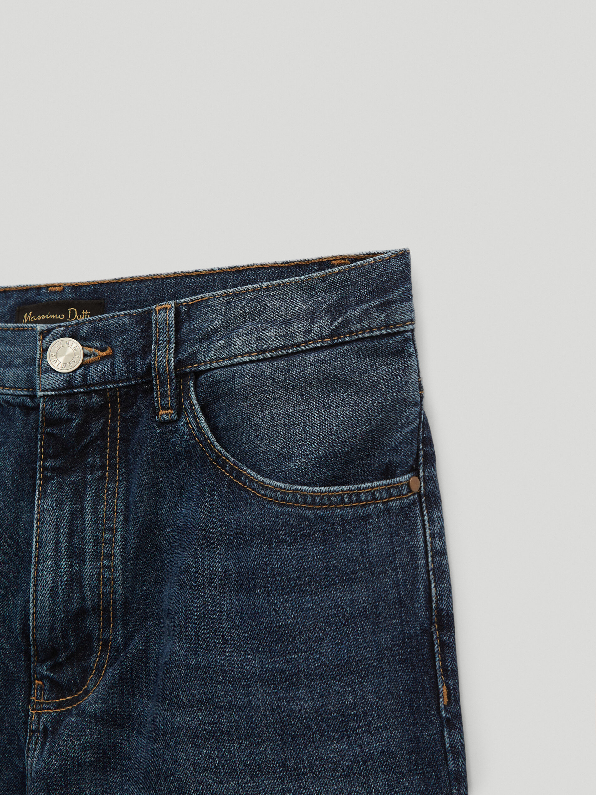 Massimo Dutti Mid-Waist Straight-Fit Jeans - Big Apple Buddy