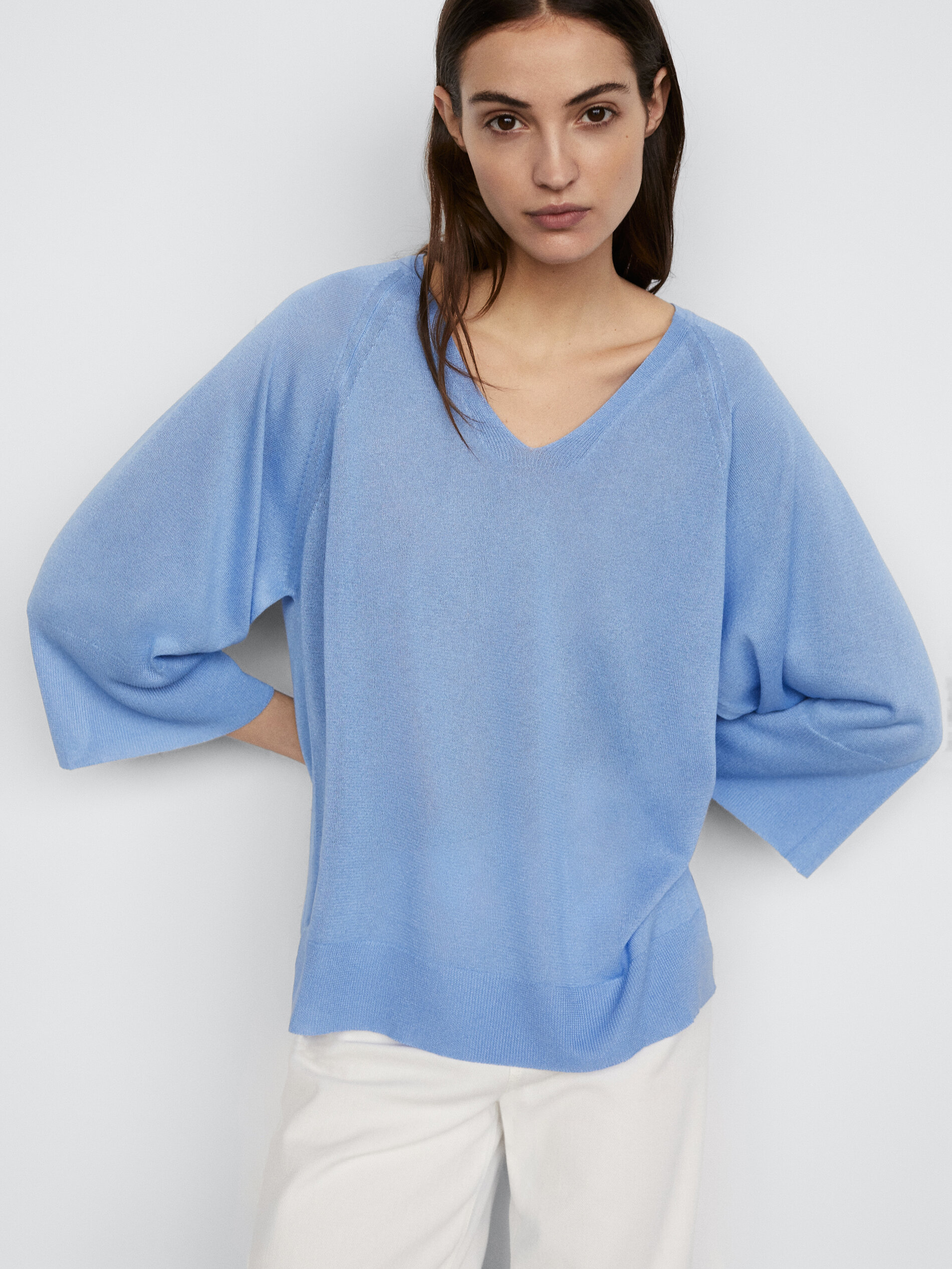 v neckline sweater