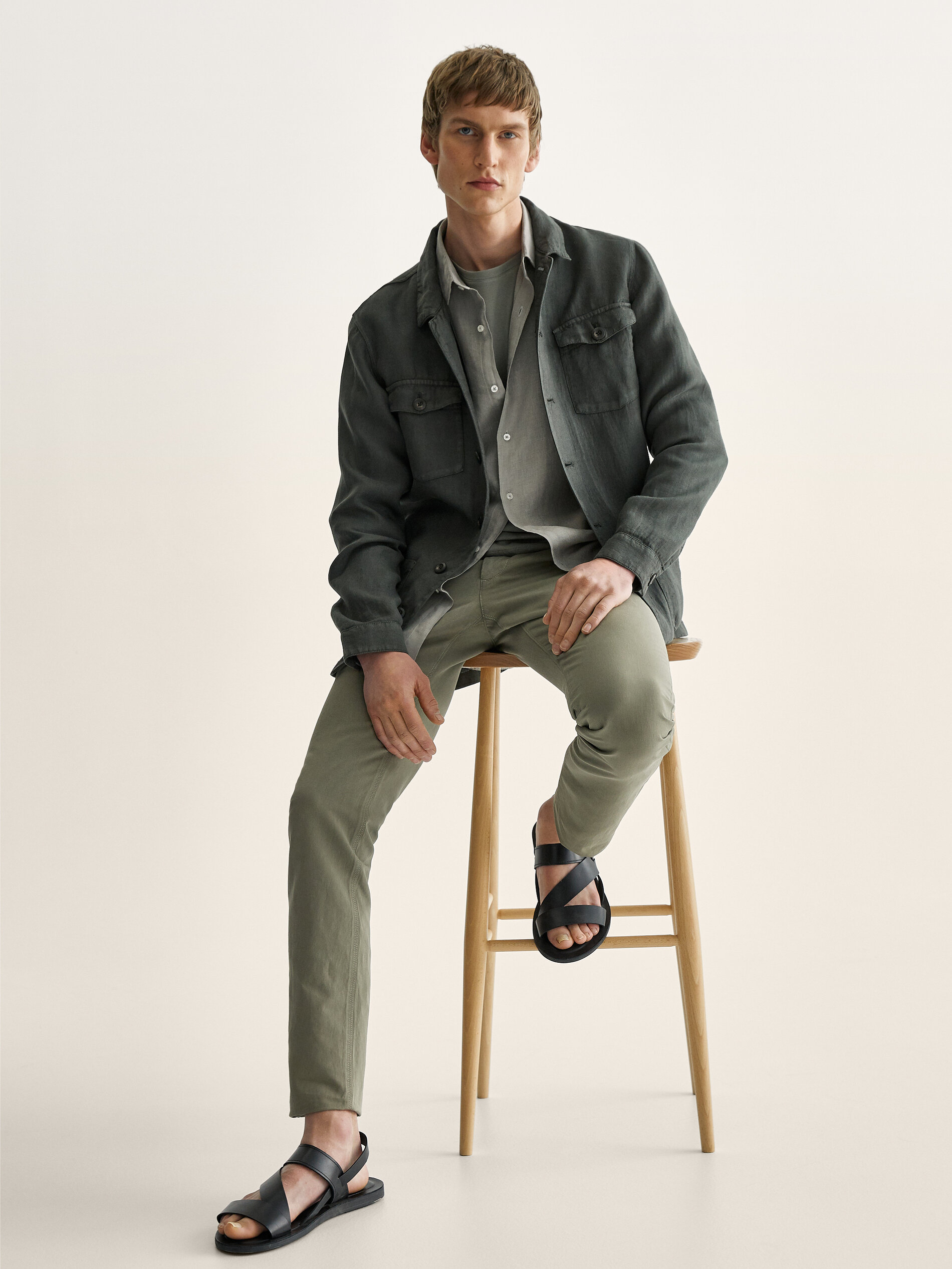 massimo dutti chino slim fit