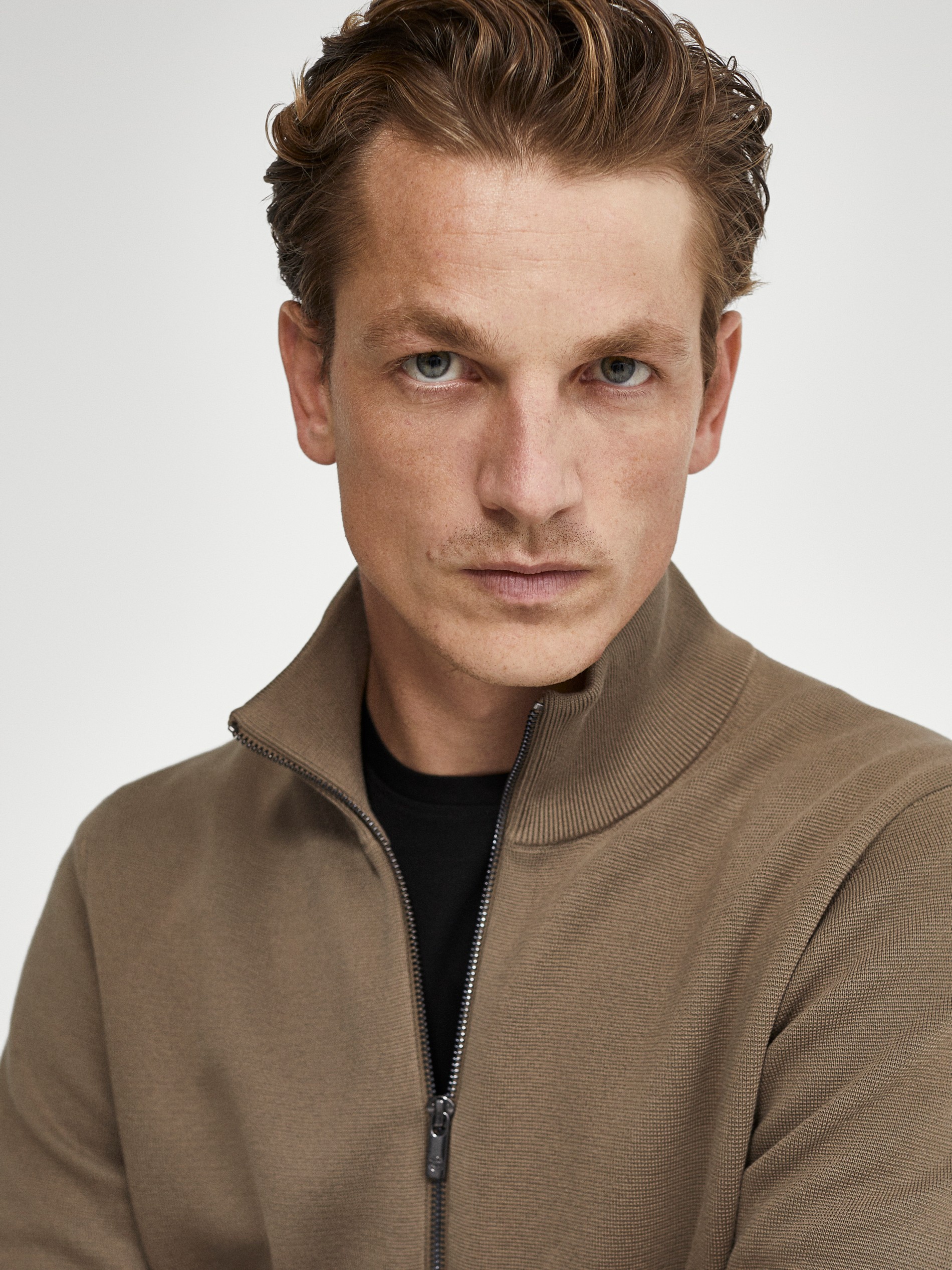 Zipped cotton cardigan - Men - Massimo 