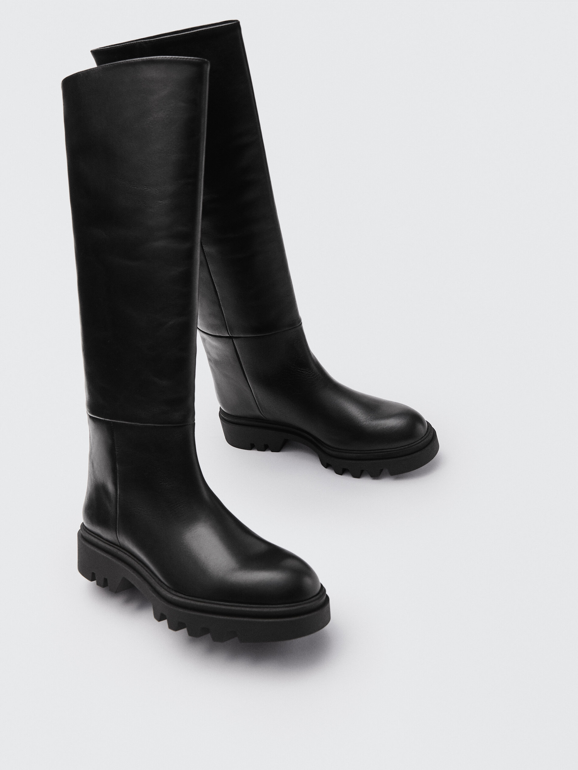 Massimo dutti black leather boots