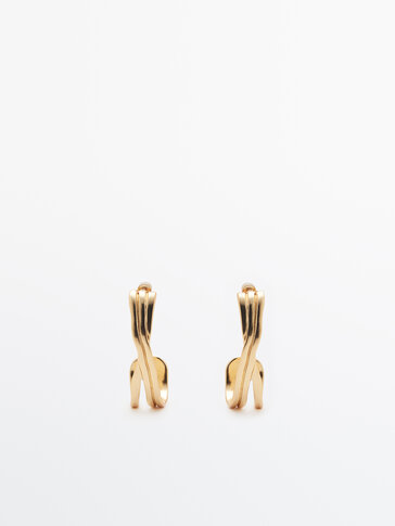 Gold-plated textured teardrop earrings