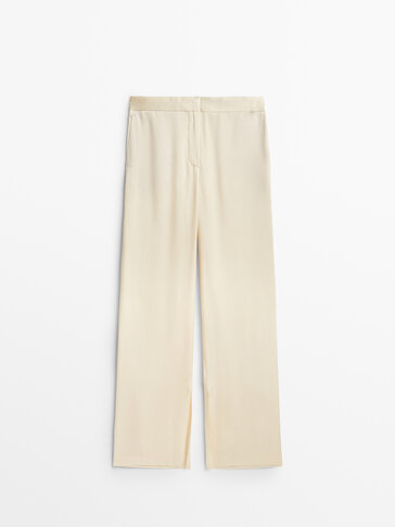 Flowing trousers with vent