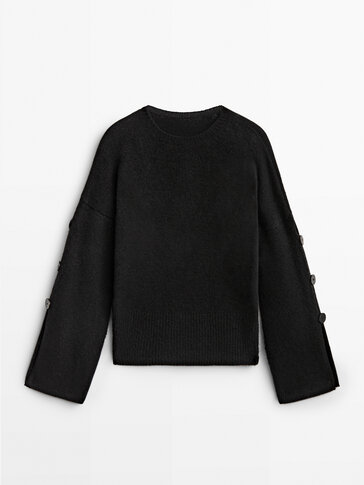 컷아웃 & 버튼 디테일 스웨터 - Limited Edition