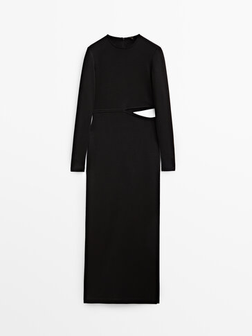 Dolga črna obleka z izrezom v pasu