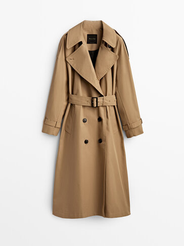 Loose fit trench coat with belt