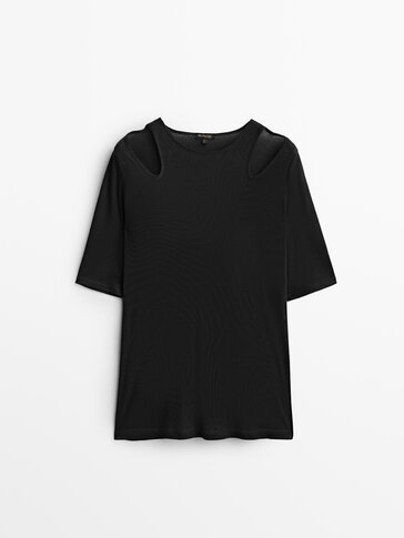 3/4 sleeve cut-out top