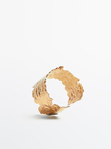 Gold-plated irregular textured bracelet - Studio