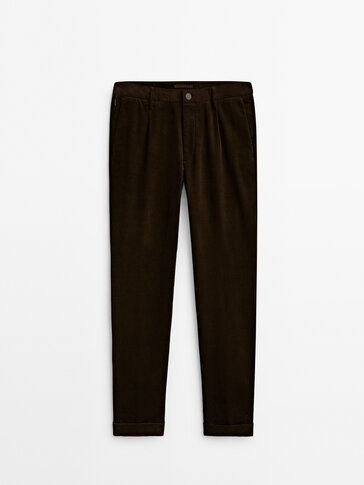 מכנסי Chinos בגזרת Relaxed fit מבד קורדרוי - Limited Edition