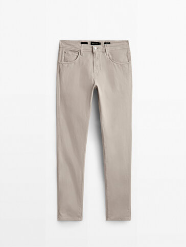 Spodnie o kroju slim z tkaniny strukturalnej w stylu jeansowym