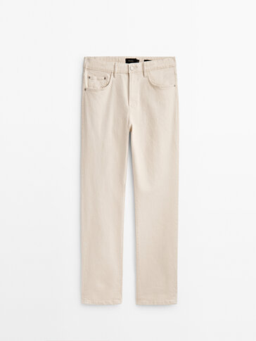 Tapered-fit jeans