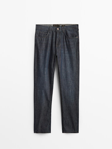 Jeans med avsmalnet ben og vasket effekt
