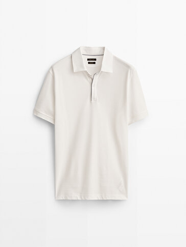 Polo krekls ar īsām piedurknēm un kontrastainu pogu aizdari