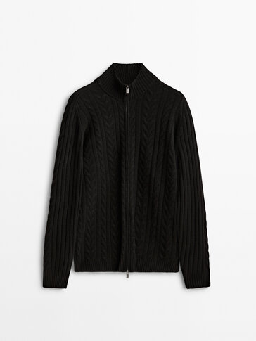 Cable-knit cardigan with zip