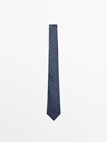 Textured silk and cotton tie