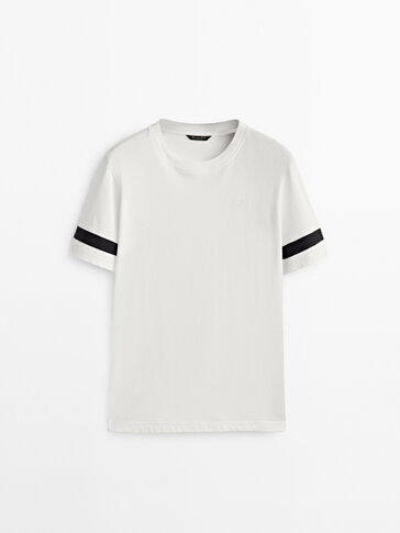 Cotton T-shirt with striped sleeves