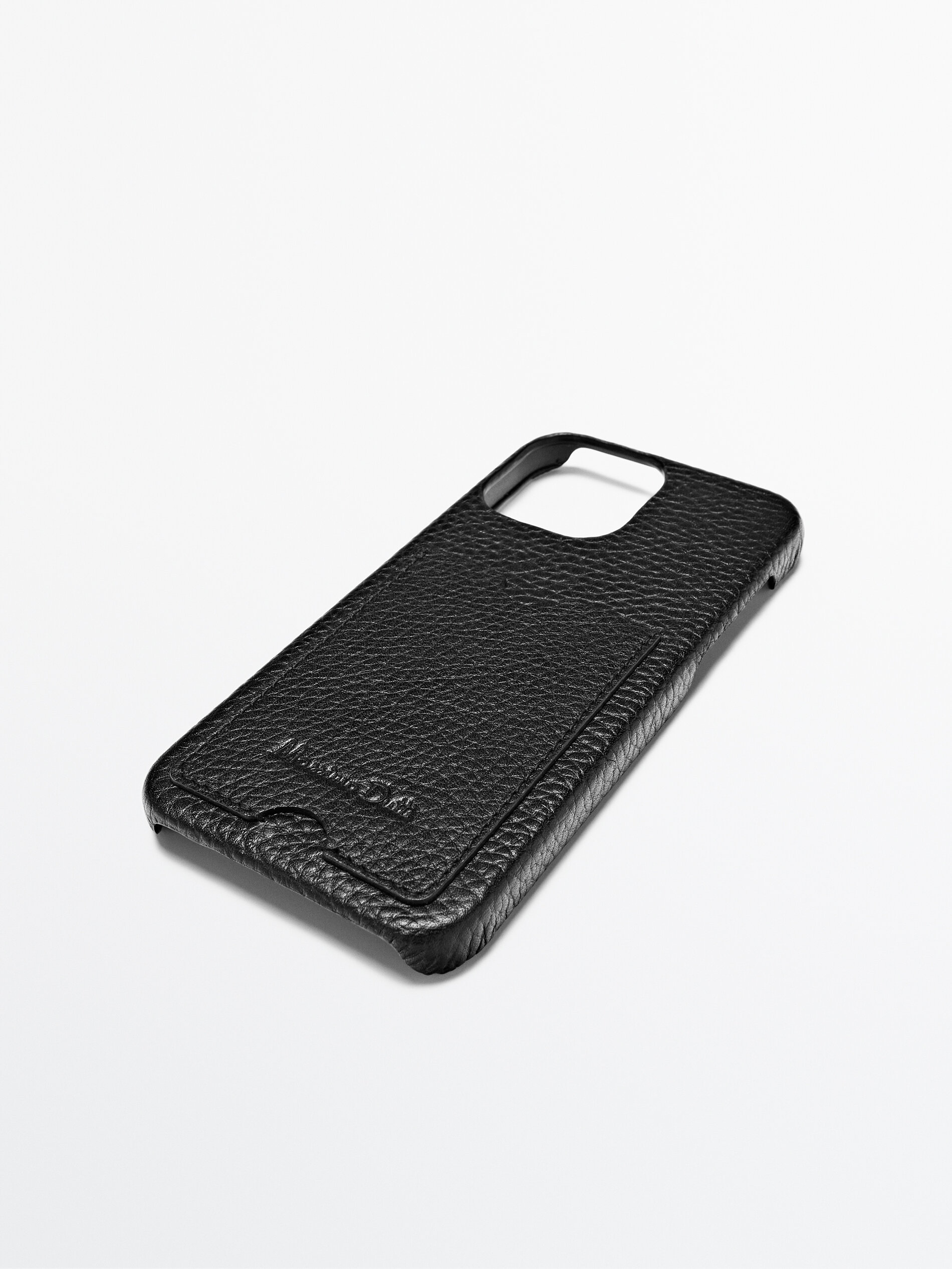 Massimo Dutti - Tumbled leather iPhone 13 Pro Max case with card slot