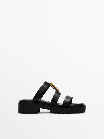Leather sandals with track soles 