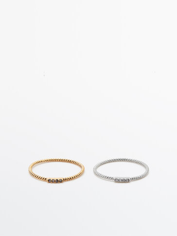 Pack of textured rhinestone rings