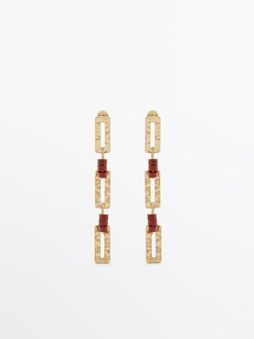 Boucles d’oreilles pendantes pierres colorées et plaqué or