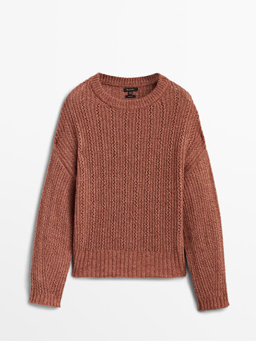 Pleten pulover kovinskega sijaja