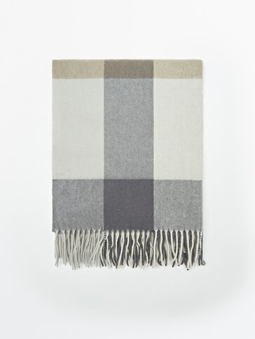 Check wool scarf