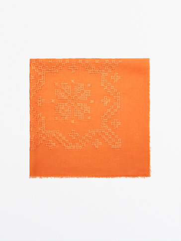 Embroidered cotton/linen/ramie scarf