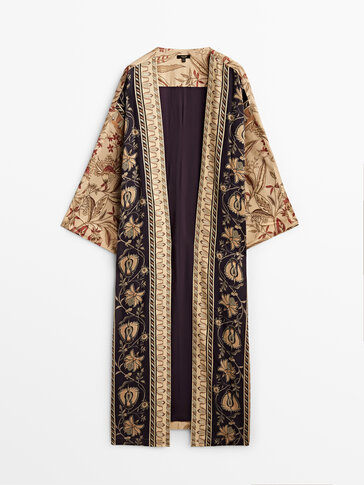 Dlhé kvetované kimono s potlačou