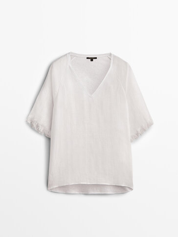 Linen T-shirt with fringe sleeves