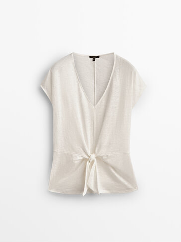 Linen T-shirt with a knotted detail