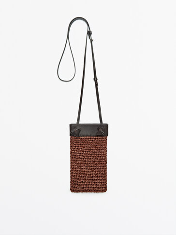 Raffia mobile phone case with leather handle