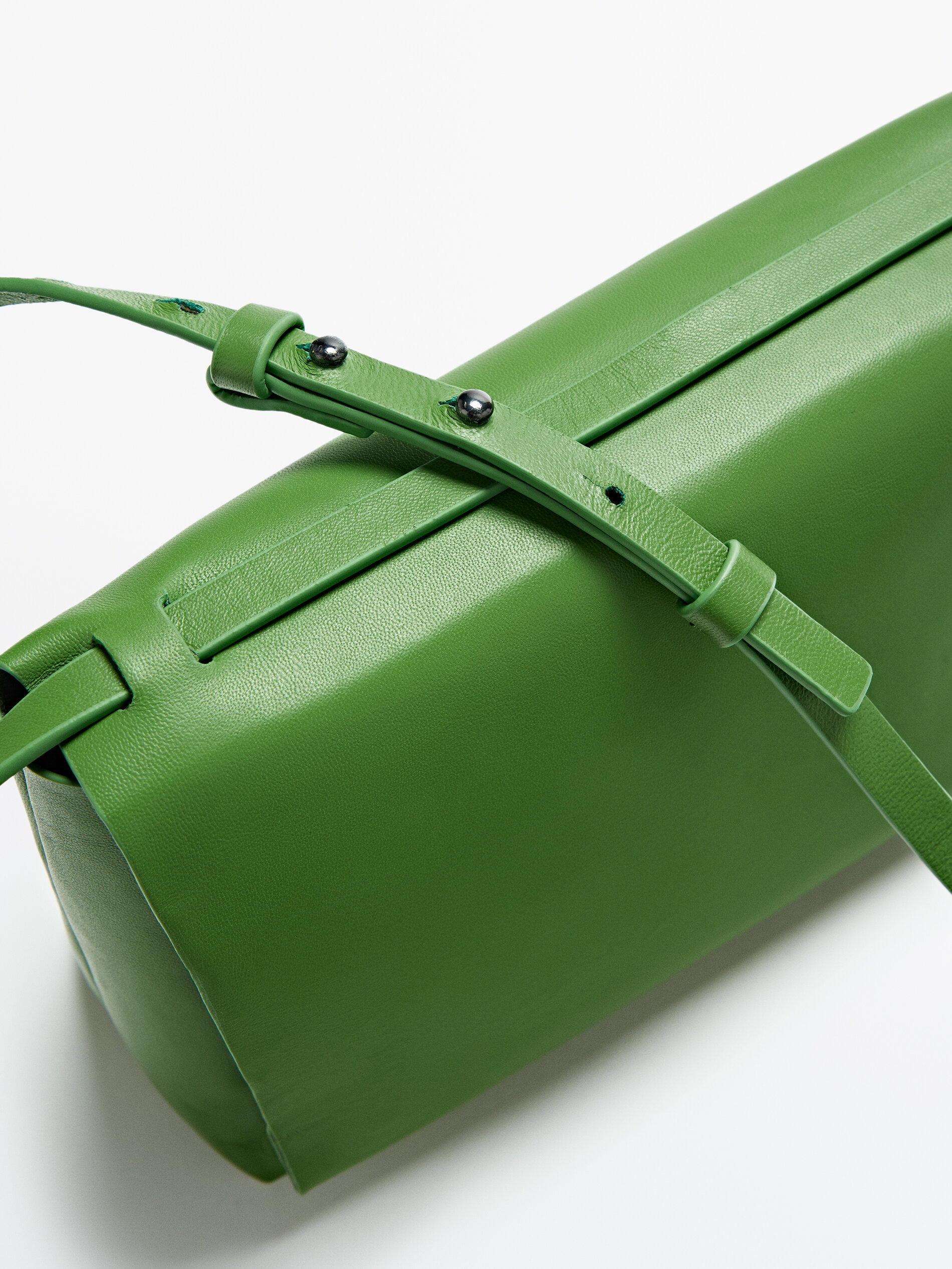 Massimo Dutti Leather Crossbody Bag