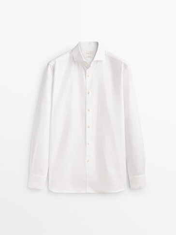Slim-fit textured 100% cotton shirt