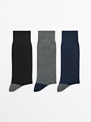 Sada tří párů kontrastních ponožek z česané bavlny
