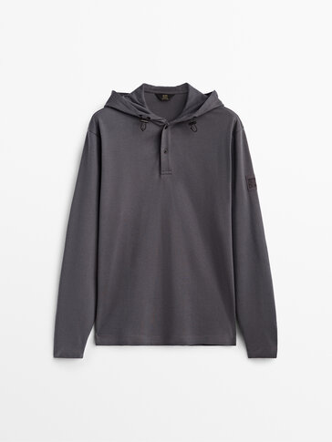 100% cotton polo shirt with hood