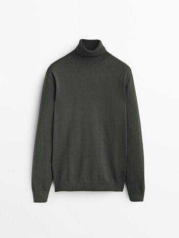 Cotton/wool turtleneck sweater