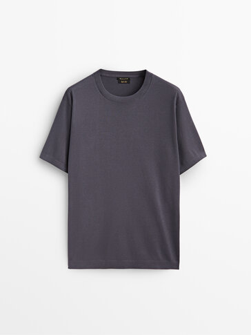100% cotton knit T-shirt