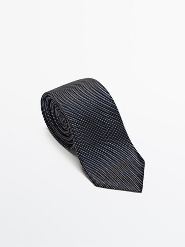 Subtiliai raštuotas 100 % šilko kaklaraištis
