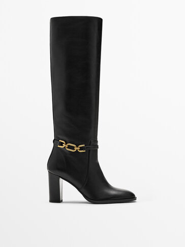 LEATHER HEELED BOOTS WITH CHAIN DETAIL