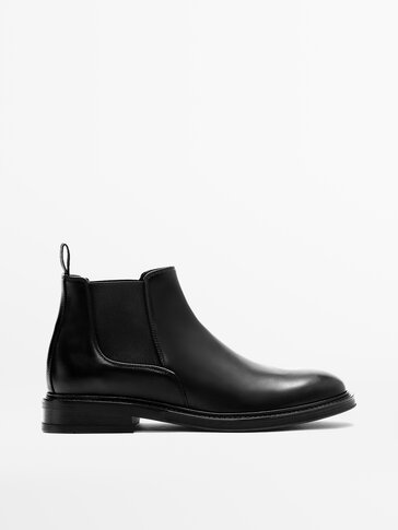 BLACK BRUSHED LEATHER CHELSEA BOOTS